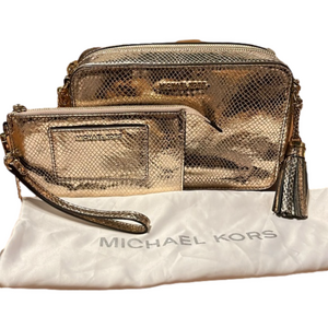 NWOT Michael Kors Rose Gold Ginny Camera Bag w/Matching Wristlet and Dust Bag